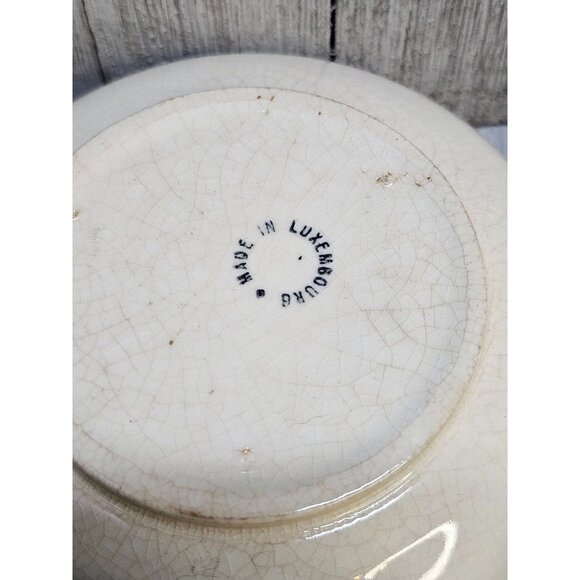 Vtg Ceramic Bowls with Handle and Lids Leek Design Set Of 2 - Made in Luxembourg - Picture 4 of 7